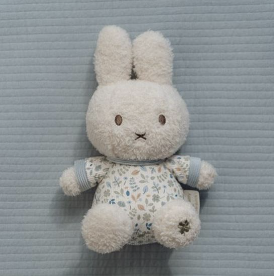 Peluche Miffy - Lucky Leaves - 20 cm